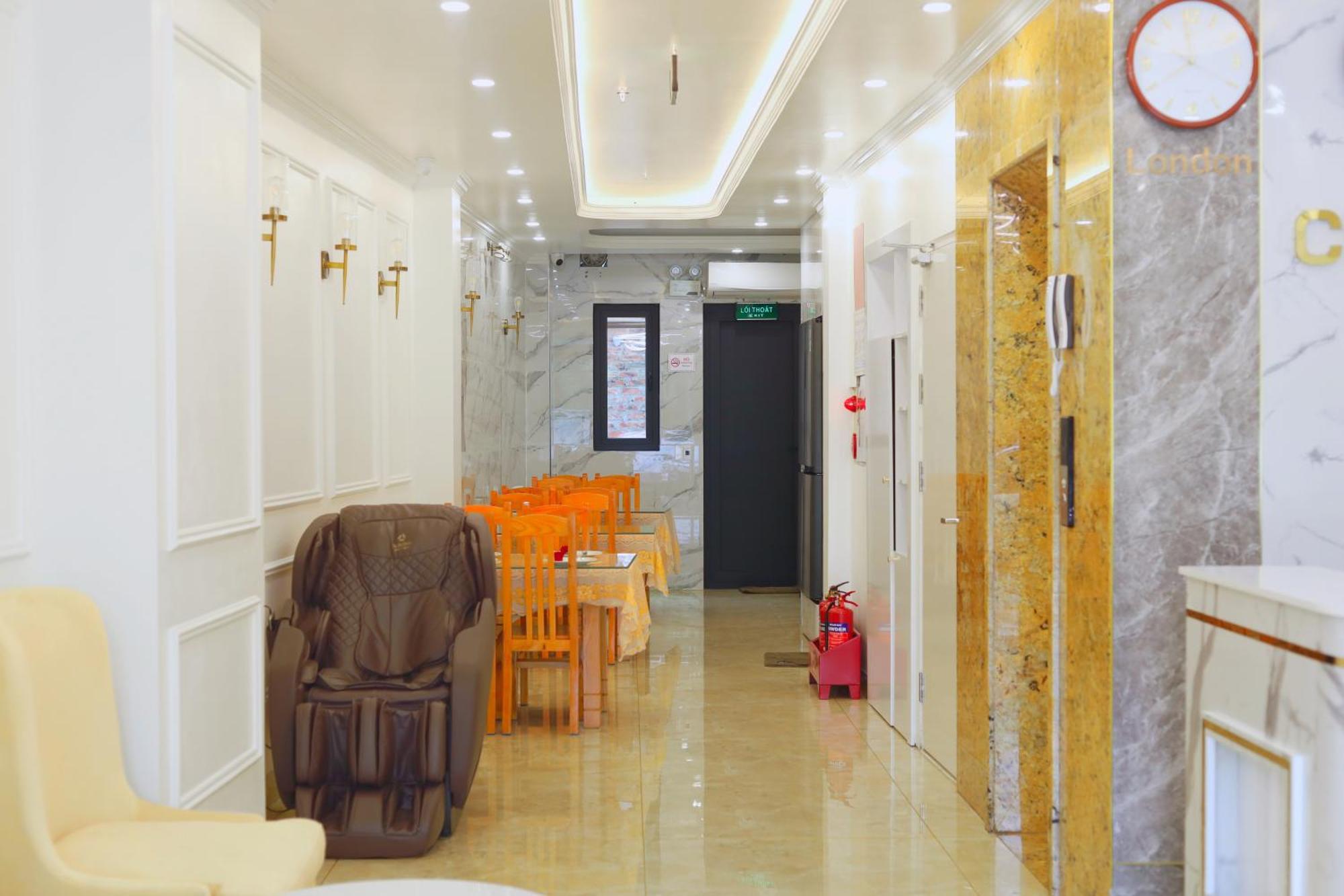 Chemi Noi Bai Airport Hotel & Travel Hanoi Exterior photo
