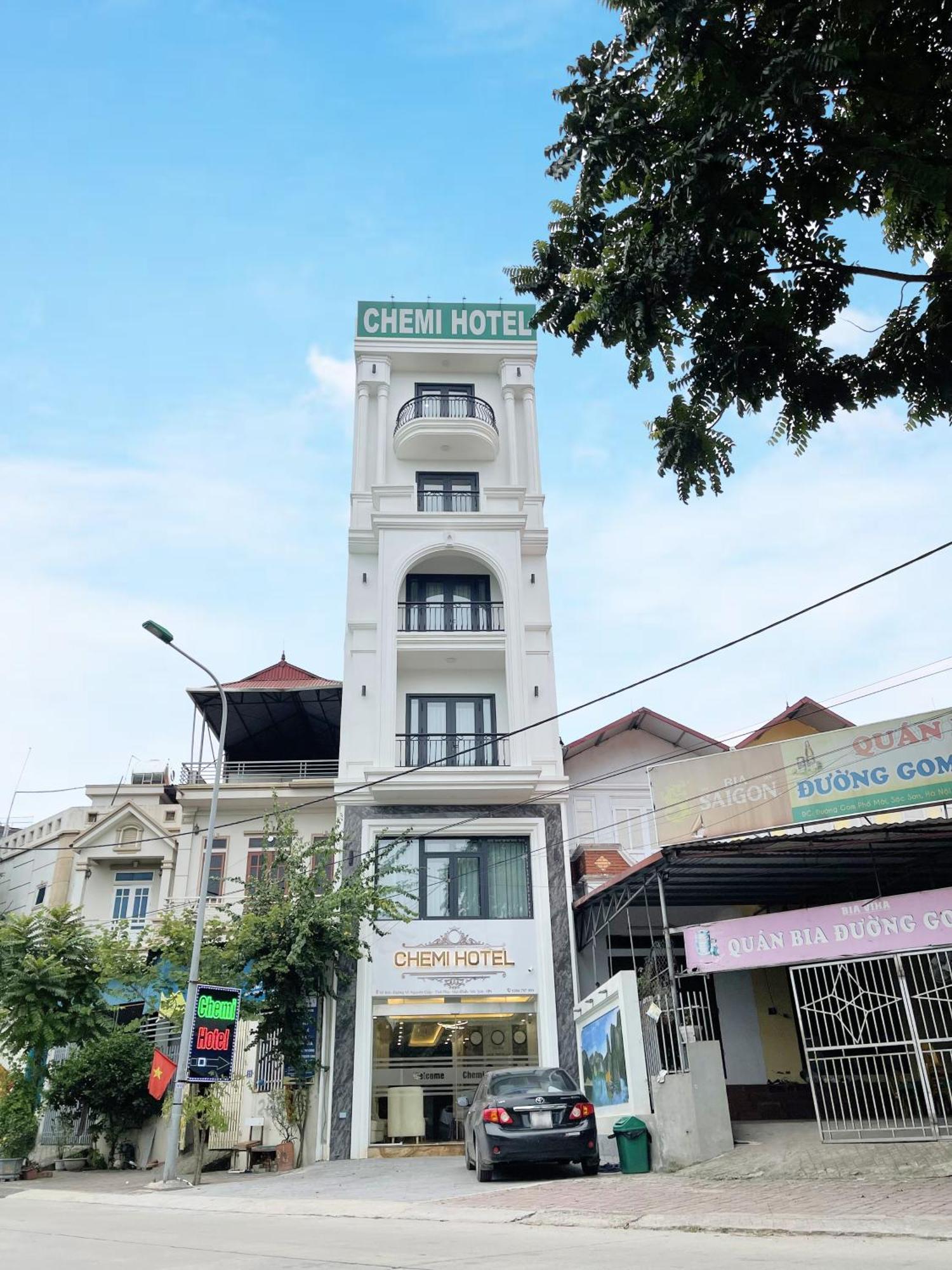 Chemi Noi Bai Airport Hotel & Travel Hanoi Exterior photo